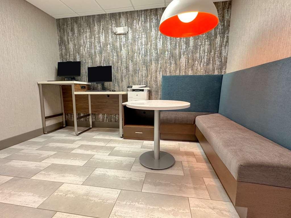 Hampton Inn Norfolk Facilities photo